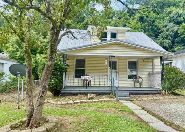Property at 3318 Springhaven Street St, Catlettsburg, KY 41129, 3 beds, 1 bath
