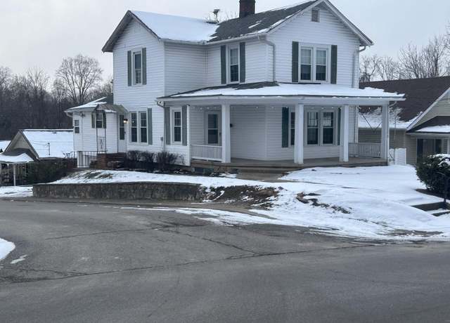 Property at 2442 Moore St St, Ashland, KY 41101, 4 beds, 2 baths