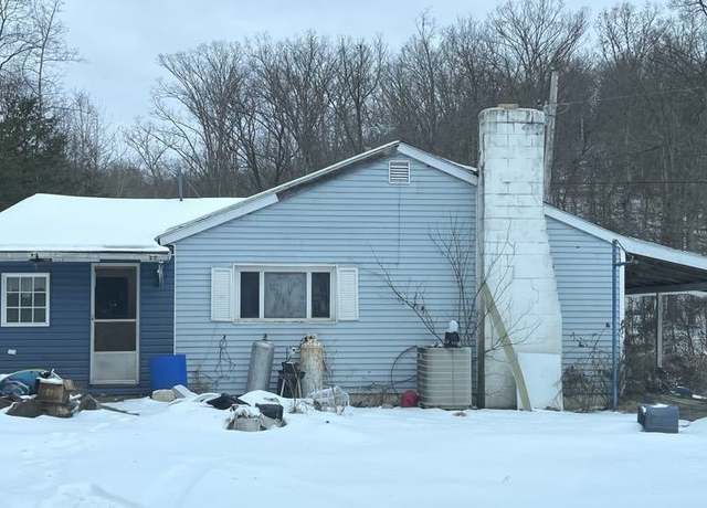 Property at 172 Mabry Br, Greenup, KY 41169, 3 beds, 1 bath
