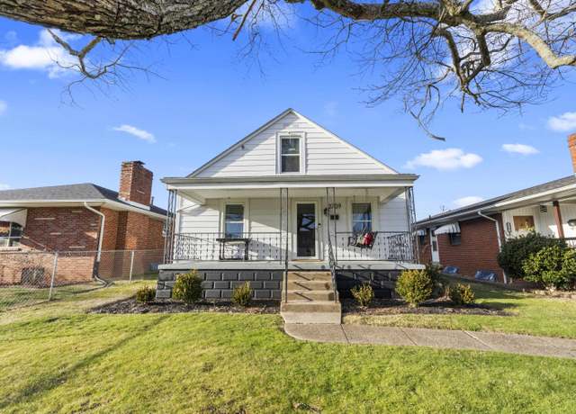 Property at 2709 Adams Ave, Ashland, KY 41101, 3 beds, 1 bath