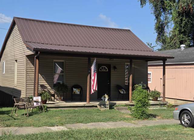 Property at 520 South 10th St, Ironton, OH 45638, 2 beds, 1 bath