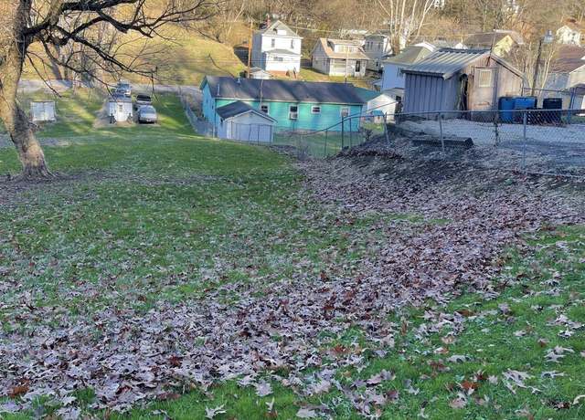 Property at 944 27th St, Huntington, WV 25705