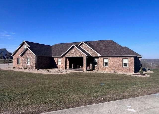 Property at 3697 Brody Lane Ln, Ashland, KY 41102, 4 beds, 4 baths