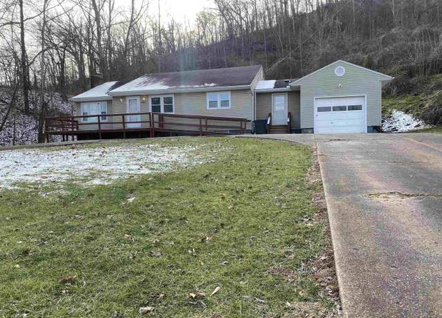 Property at 1300 Riverview Dr. Dr, Russell, KY 41169, 3 beds, 1 bath