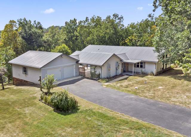 Property at 5151 Executive Dr, Catlettsburg, KY 41129, 3 beds, 2 baths