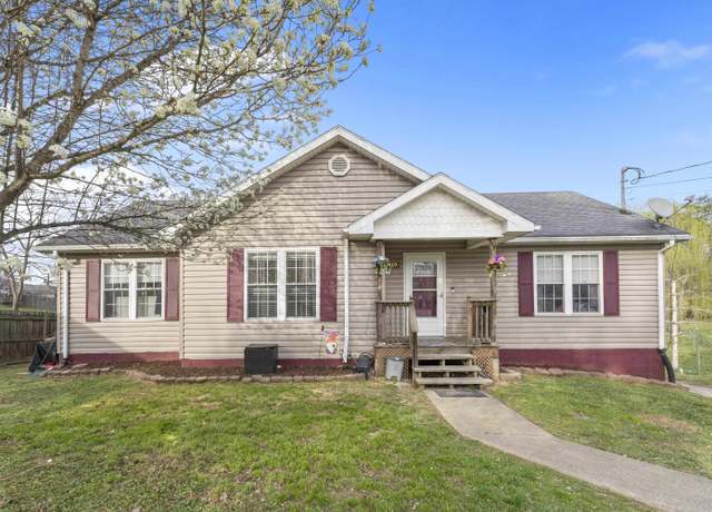Property at 2805 Grace St, Ashland, KY 41101, 3 beds, 2 baths