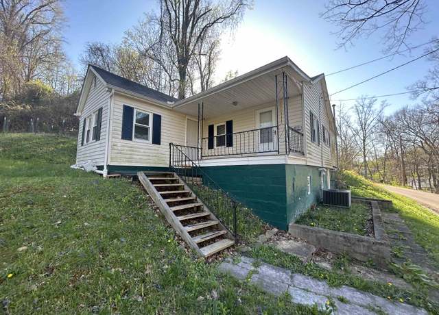 Property at 1510 Poplar st St, Ashland, KY 41101, 2 beds, 1 bath