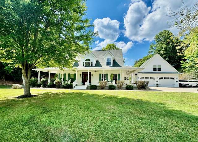 Property at 10800 Cedar Dr, Catlettsburg, KY 41129, 4 beds, 3.5 baths