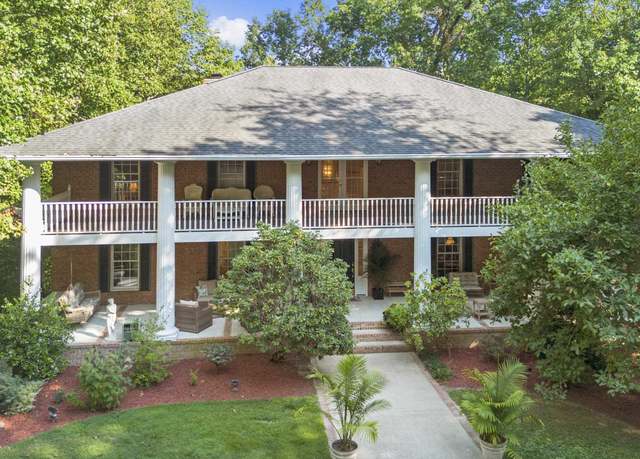 Property at 505 Amanda Furnace Drive Dr, Ashland, KY 41101, 5 beds, 4.5 baths