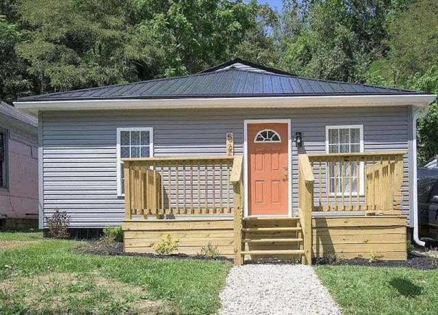 Property at 525 N 4th St, Flatwoods, KY 41139, 3 beds, 2 baths