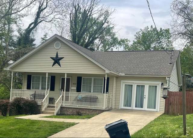 Property at 4040 Jones Ave, Ashland, KY 41101, 3 beds, 2 baths
