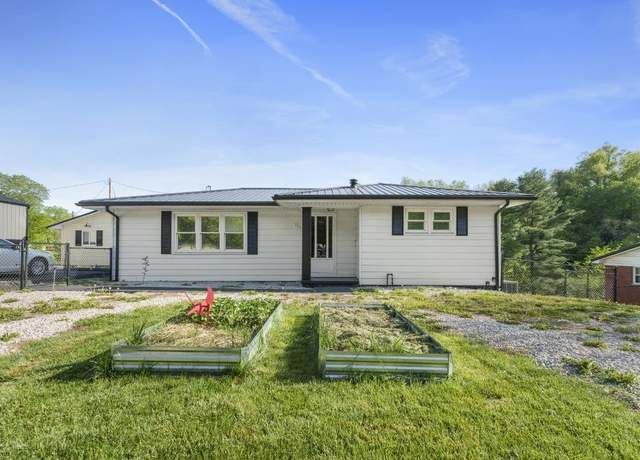 Property at 711 E Main St, Grayson, KY 41143, 4 beds, 2 baths