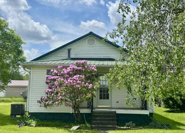 Property at 4826 Clay St, Ashland, KY 41101, 2 beds, 1 bath