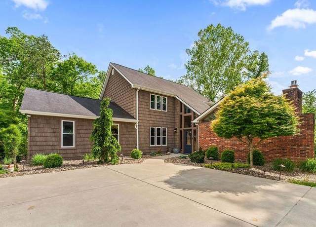 Property at 4099 Boy Scout Rd, Ashland, KY 41102, 5 beds, 4.5 baths