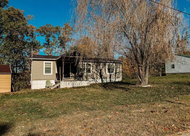 Property at 3361 Daniels Ct, Catlettsburg, KY 41129, 3 beds, 2 baths