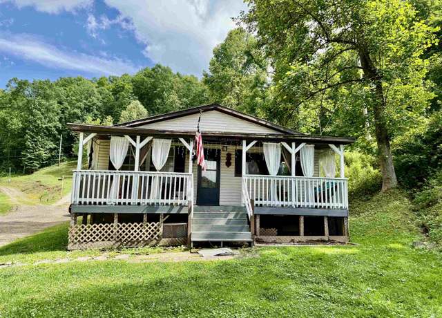 Property at 240 Ross Town Road Rd, Wayne, WV 25570, 3 beds, 1 bath