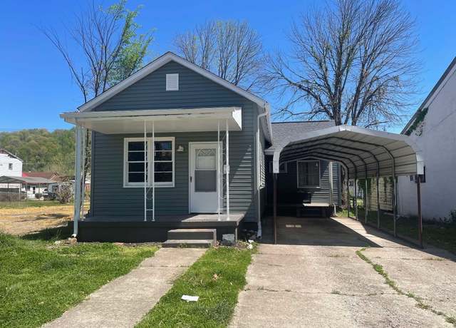 Property at 1115 S 7th Street St, Ironton, OH 45638, 3 beds, 1 bath