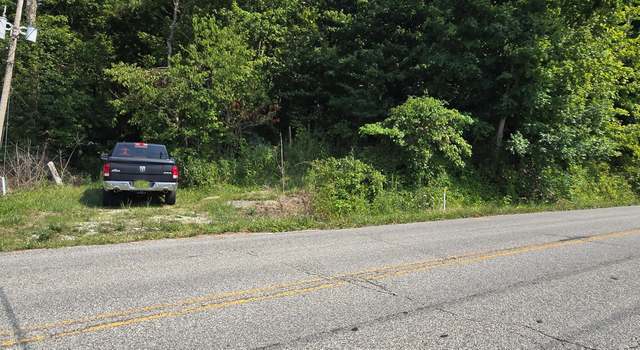 Photo of 11530 Midland Trail Rd, Ashland, KY 41102