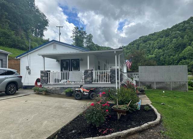 Property at 109 Mountain Laural Dr, Mouthcard, KY 41548, 4 beds, 2 baths