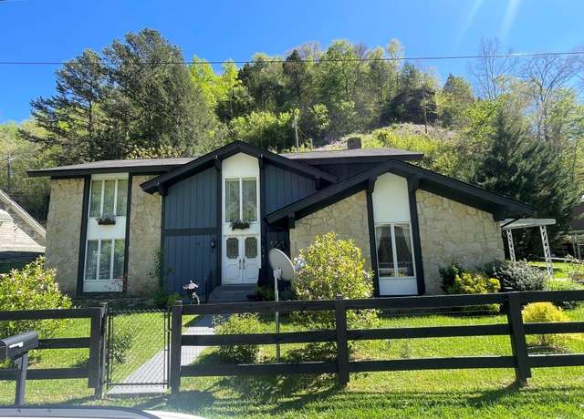 Property at 66 Childers Dr, Elkhorn City, KY 41522, 5 beds, 3 baths