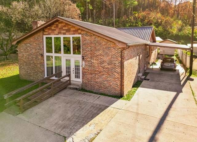 Property at 144 Middle Branch Rd, Mcdowell, KY 41647, 3 beds, 2 baths