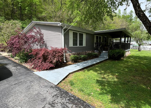 Property at 89 Shelby Dry Frk, Shelbiana, KY 41562, 3 beds, 2 baths