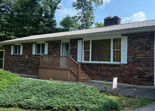 Property at 65 Raburn Rd, Hueysville, KY 41460, 3 beds, 2 baths