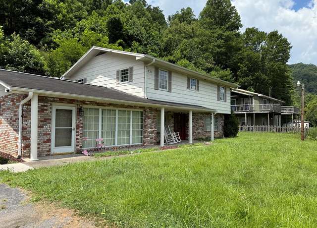 Property at 3231 State Hwy 292 Ky W, Belfry, KY 41514, 5 beds, 2 baths
