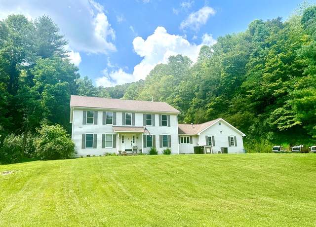 Property at 1926 Broad Bottom Rd, Pikeville, KY 41501, 4 beds, 2.5 baths