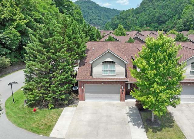 Property at 205 Fields Way Unit E-1, Pikeville, KY 41501, 4 beds, 3.5 baths