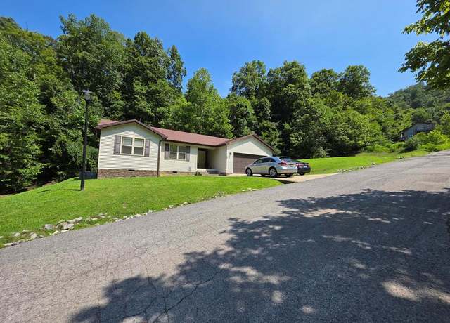 Property at 185 E Keyser Hts, Pikeville, KY 41501, 3 beds, 2 baths