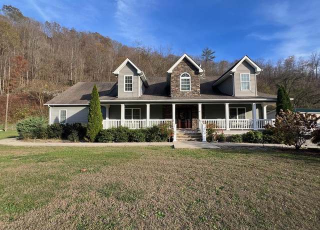 Property at 101 Church St, Huddy, KY 41535, 4 beds, 3 baths