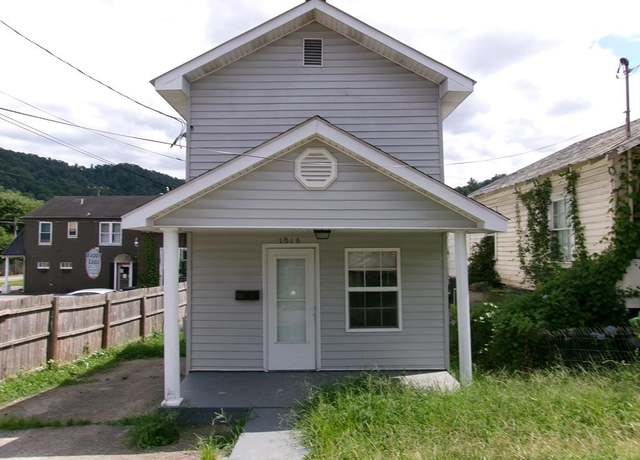 Property at 1016 Maple St, Paintsville, KY 41240, 2 beds, 1 bath