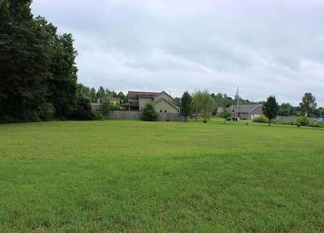 Property at 275 Sand Ridge Dr, Hazard, KY 41701