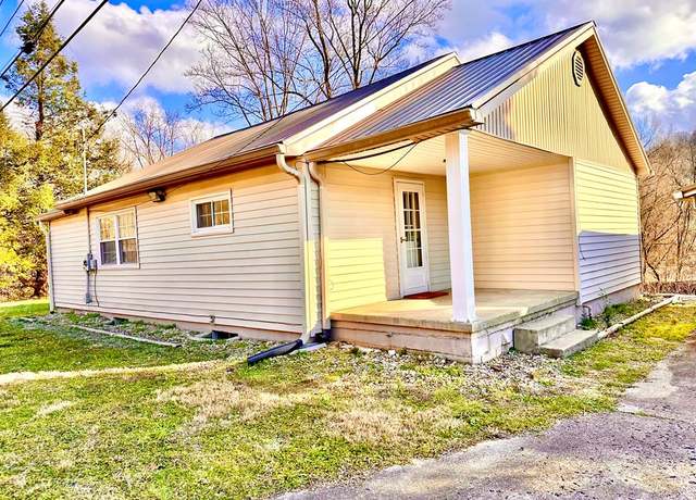 Property at 1218 Conn St, Ivel, KY 41642, 2 beds, 1.5 baths