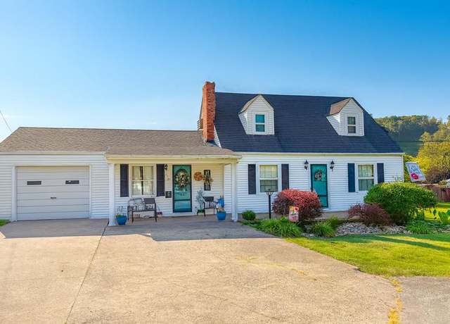 Property at 37 Adams St, Salyersville, KY 41465, 4 beds, 1.5 baths