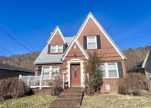 Property at 469 Hambley Blvd, Pikeville, KY 41501, 3 beds, 1.75 baths
