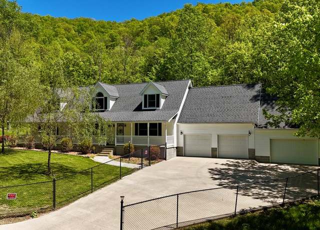Property at 437 Ratliff Br, Pikeville, KY 41501, 3 beds, 2.5 baths