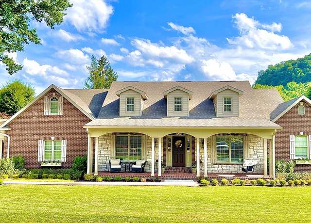 Property at 45 Scott Addition Pl, Pikeville, KY 41501, 4 beds, 3.5 baths