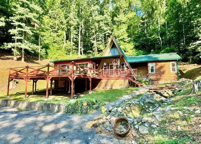 Property at 123 Lakeview Village Ln, Prestonsburg, KY 41653, 2 beds, 2 baths