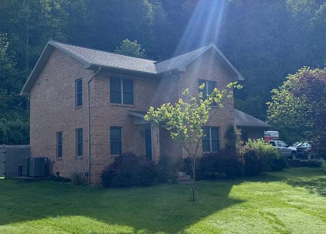 Property at 2850 Abbott Creek Rd, Prestonsburg, KY 41653, 4 beds, 3 baths