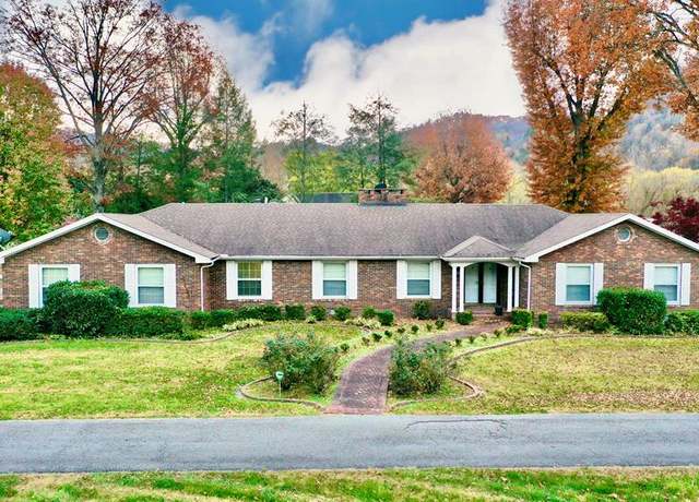 Property at 21 Scott Addition Pl, Pikeville, KY 41501, 4 beds, 2.5 baths