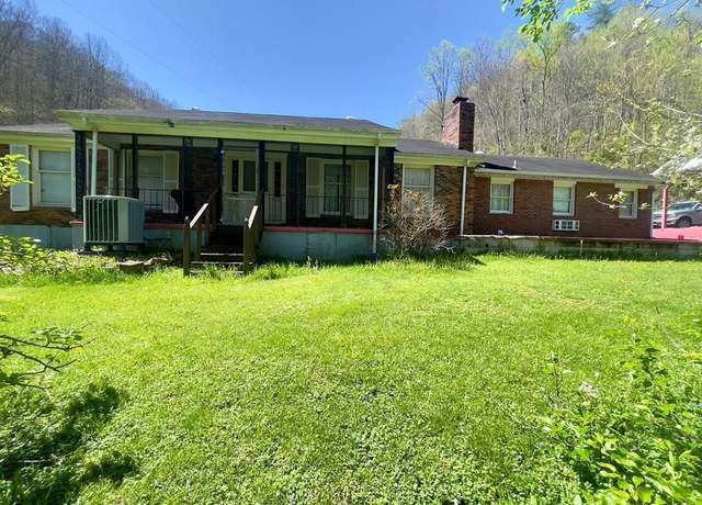 Property at 88 Sunlight Ln, Hazard, KY 41701, 4 beds, 3 baths