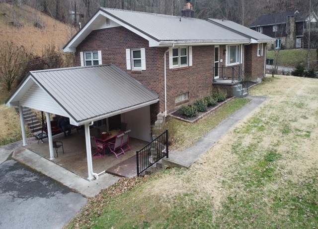 Property at 214 Oaklawn Ests, Hager Hill, KY 41222, 3 beds, 2 baths