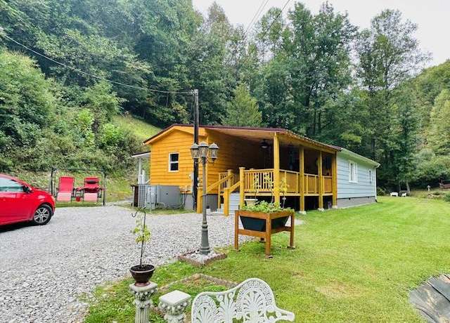 Property at 3717 Stone Coal Rd, Pikeville, KY 41501, 3 beds, 1.5 baths