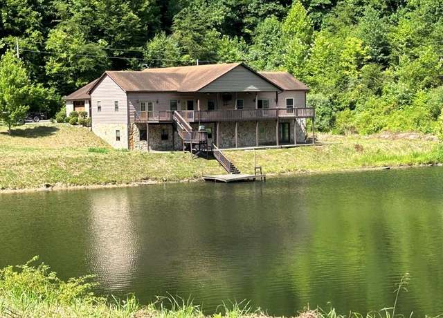 Property at 300 Old Ratliff Rd, Denver, KY 41222, 3 beds, 1.5 baths