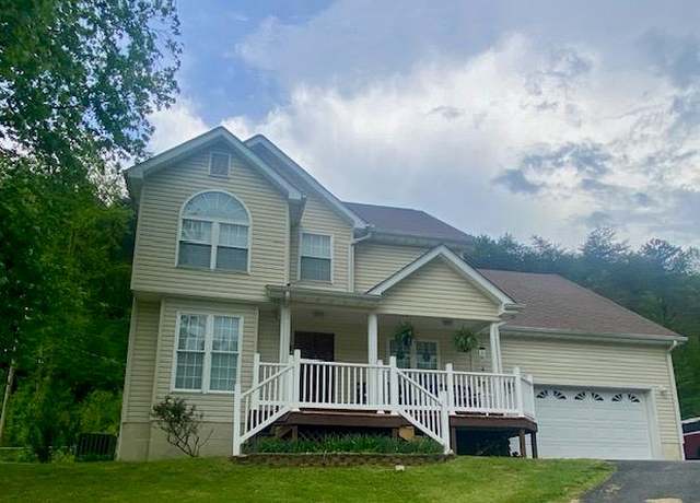 Property at 490 Ponderosa Dr, Paintsville, KY 41240, 4 beds, 2.5 baths