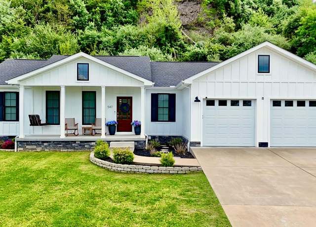 Property at 547 Stonehenge Dr, Pikeville, KY 41501, 3 beds, 1.75 baths