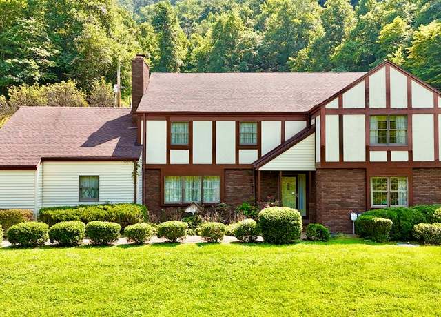 Property at 2588 Collins Hwy, Pikeville, KY 41501, 5 beds, 3.5 baths