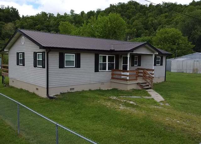 Property at 149 Central Ave, Salyersville, KY 41465, 3 beds, 2 baths